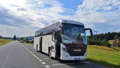 Exploring the Benefits of Coach Bus Services for Travelers